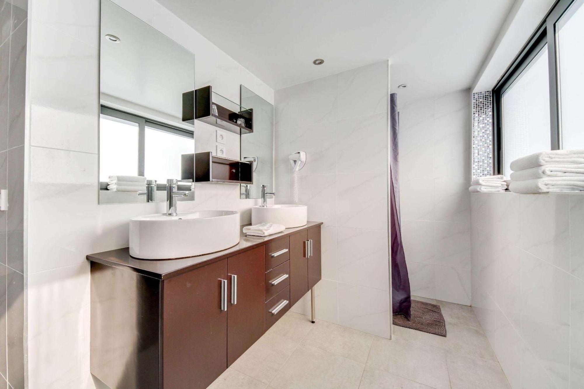 Brit Hotel Porte D'Espagne Perpignan Ngoại thất bức ảnh