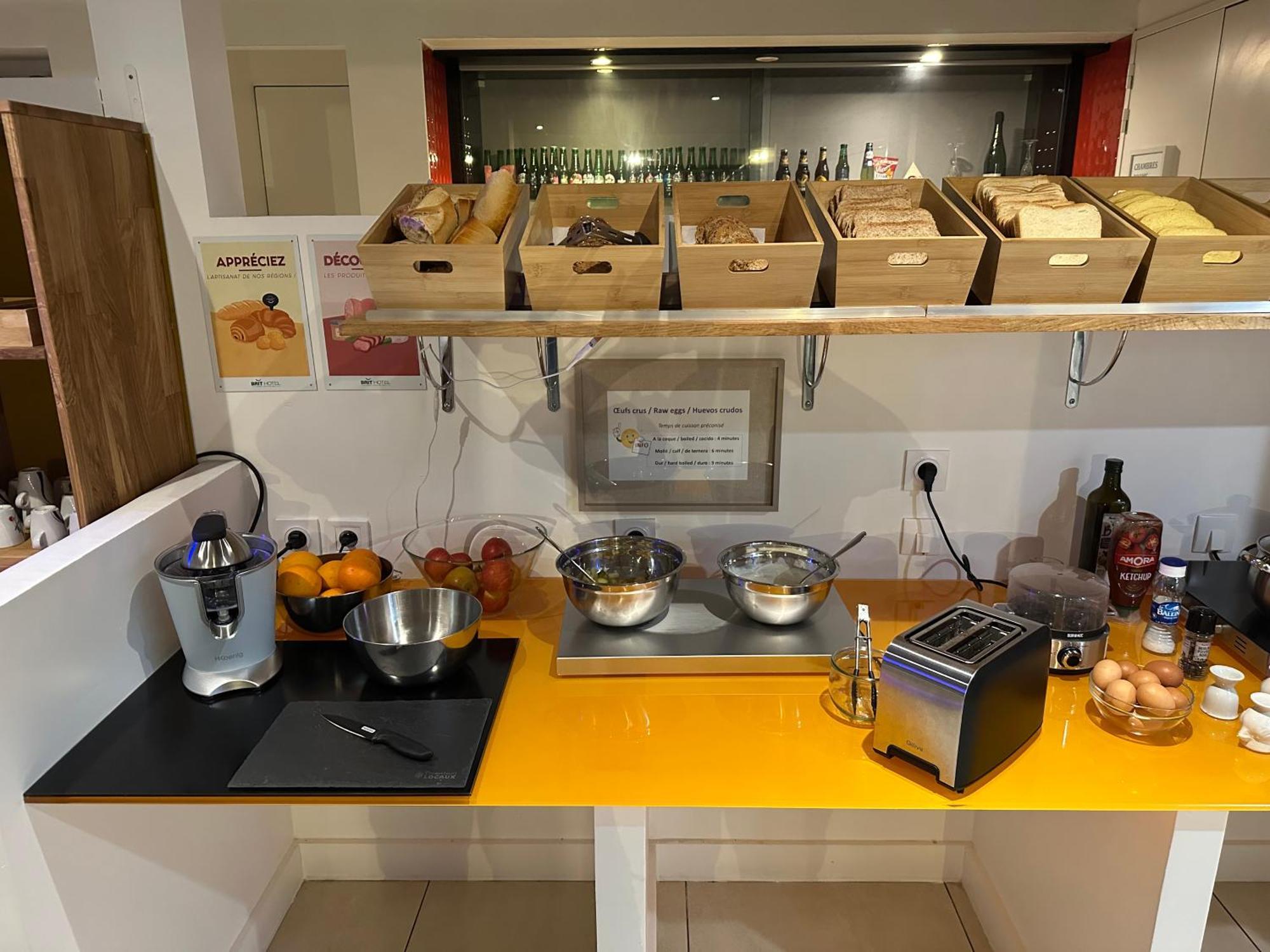 Brit Hotel Porte D'Espagne Perpignan Ngoại thất bức ảnh