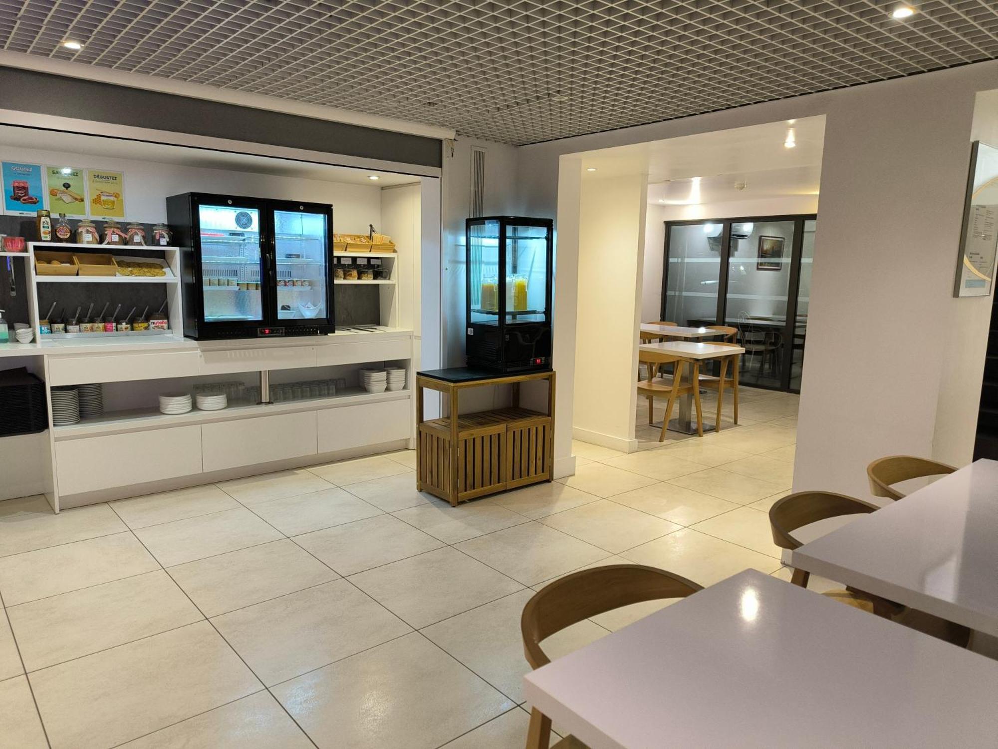 Brit Hotel Porte D'Espagne Perpignan Ngoại thất bức ảnh